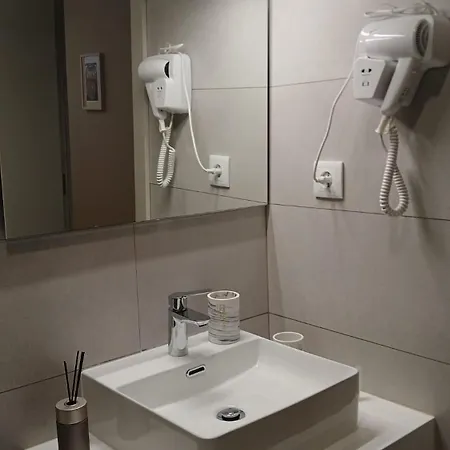 Hotel Rua Grande 2*