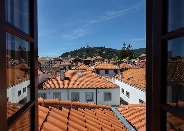 Rua Grande 2* Viana do Castelo