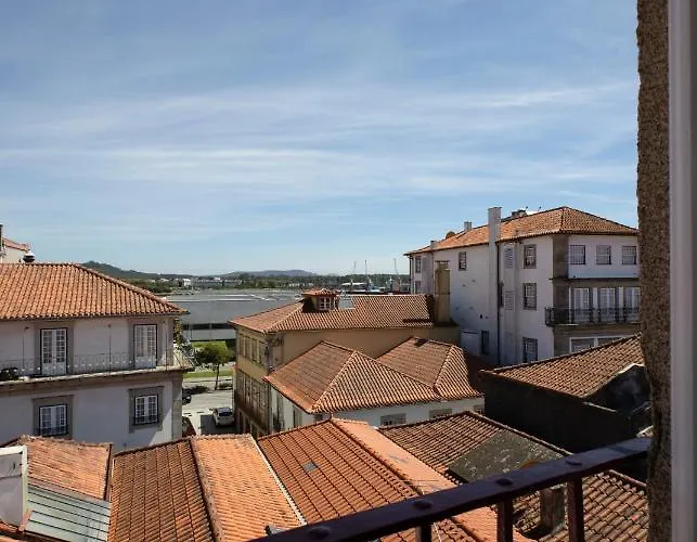 Rua Grande 2* Viana do Castelo